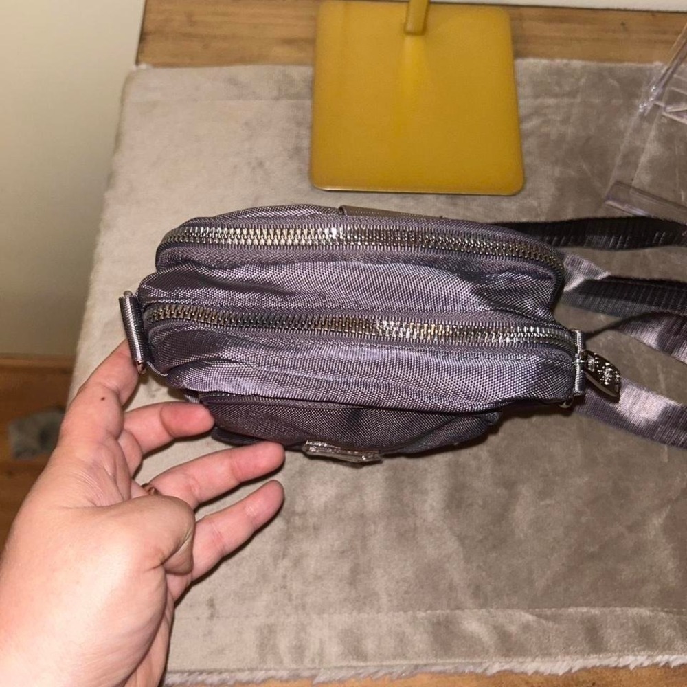 Gray crossbody/belt bag NWT - Picture 8 of 8